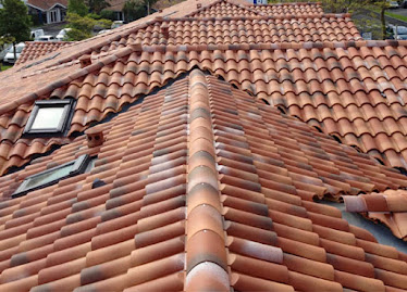 Couvreur Mr Robert – Entreprise couverture rénovation réparation nettoyage toiture velux VAR 83 Hyères Toulon Cuers Bandol